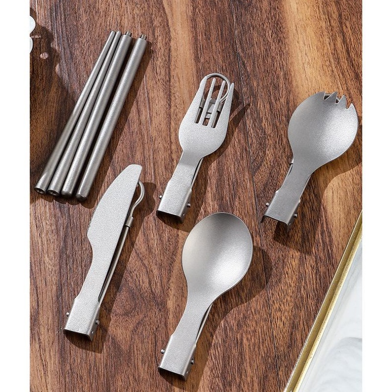 Zestaw składanych przyborów ku – Camping Cooking System recenzja i cena